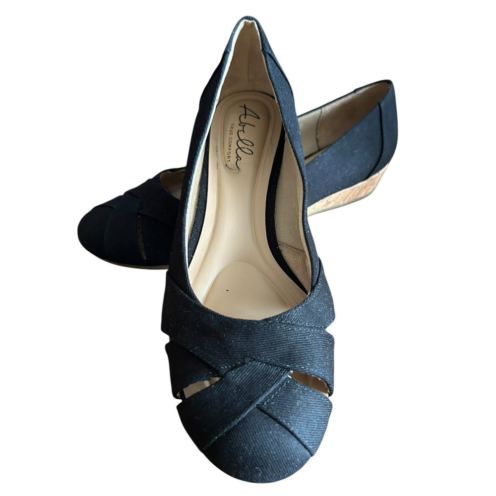 Abella True Comfort Wedge Heeled Canvas Pumps Womens Size 9.5M Black Classic